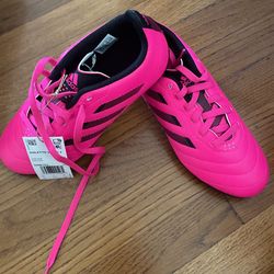 Soccer Cleats Size 2 1/2