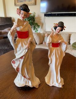 Pair of Vintage Porcelain Geisha Figurines Ceramic Art Decor