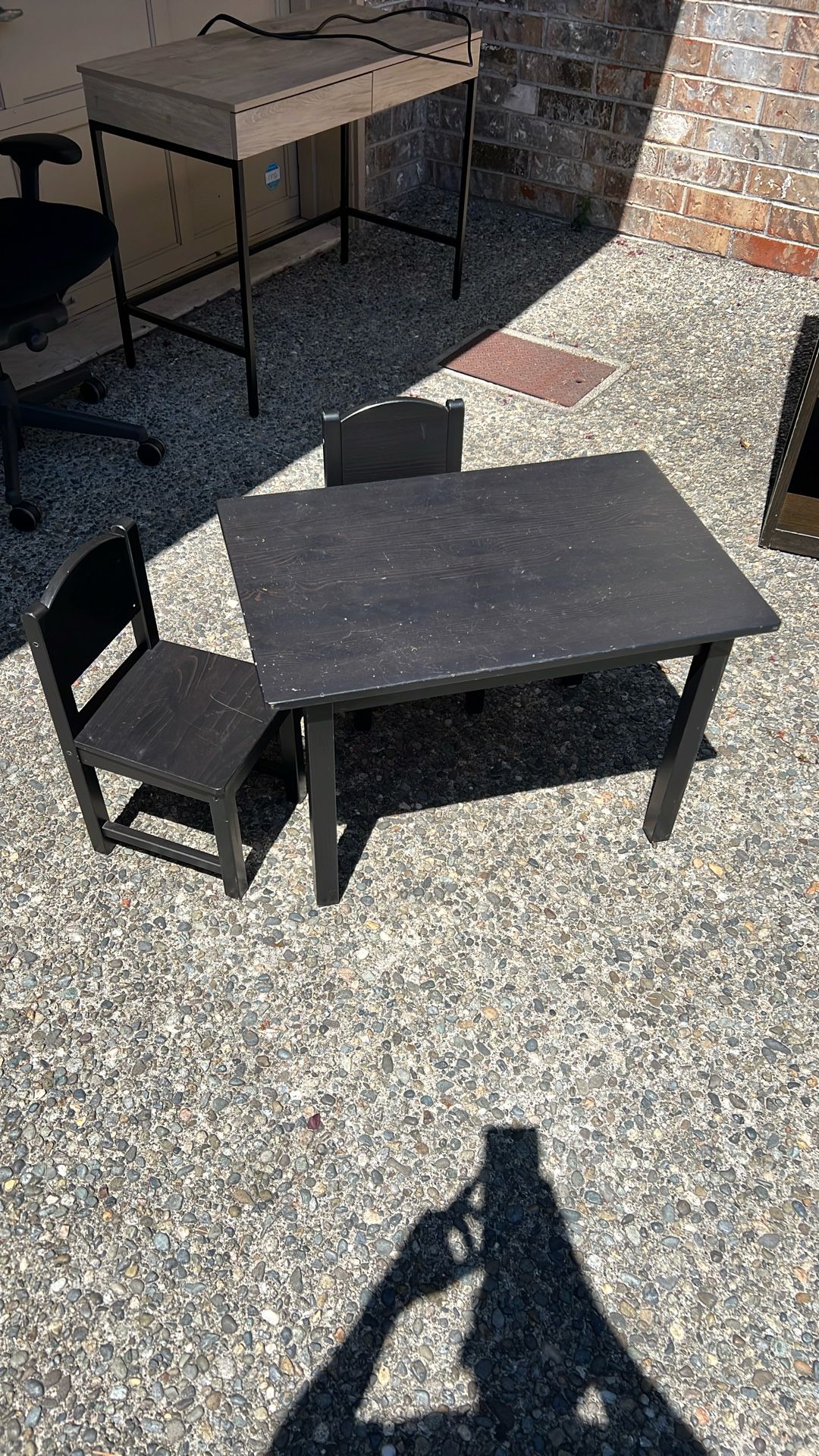 FREE Kids Table & Chairs