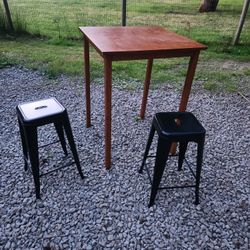 Tall Table With Two Metal Chairs/Stools 