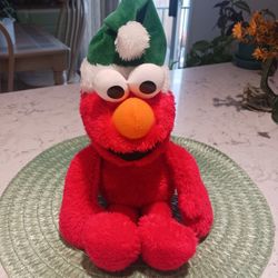 "Christmas Elmo" 