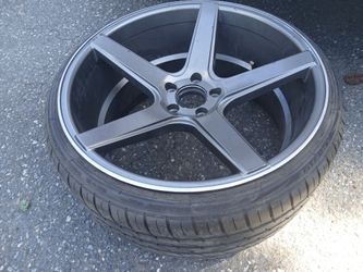 TCW 20" alloy wheel w/tire
