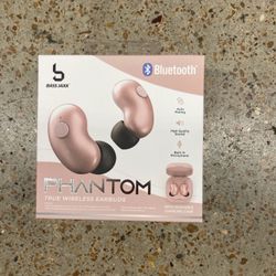 NWT True Wirless Bluetooth Earbud