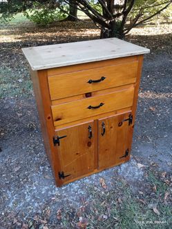 Wood Cabinet