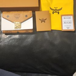 MCM Small Tracy Trifold Wallet 