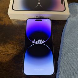 iPhone 14 Pro Max *Unlocked* 