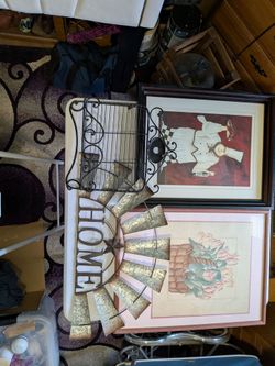 Miscellaneous wall decorations $20.00 obo