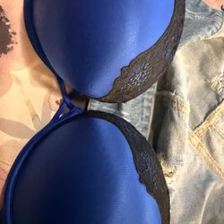 Victoria’s Secret Bra Extra Padded. 36 D