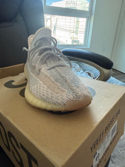 Yeezy 350 v2 synth size 10