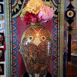 Mosaic Mirroed  Glass Owl Floor Table Vase 26.5" Hand Cut Glass Tiles 12 Dilk Gardenia Flowers Included 