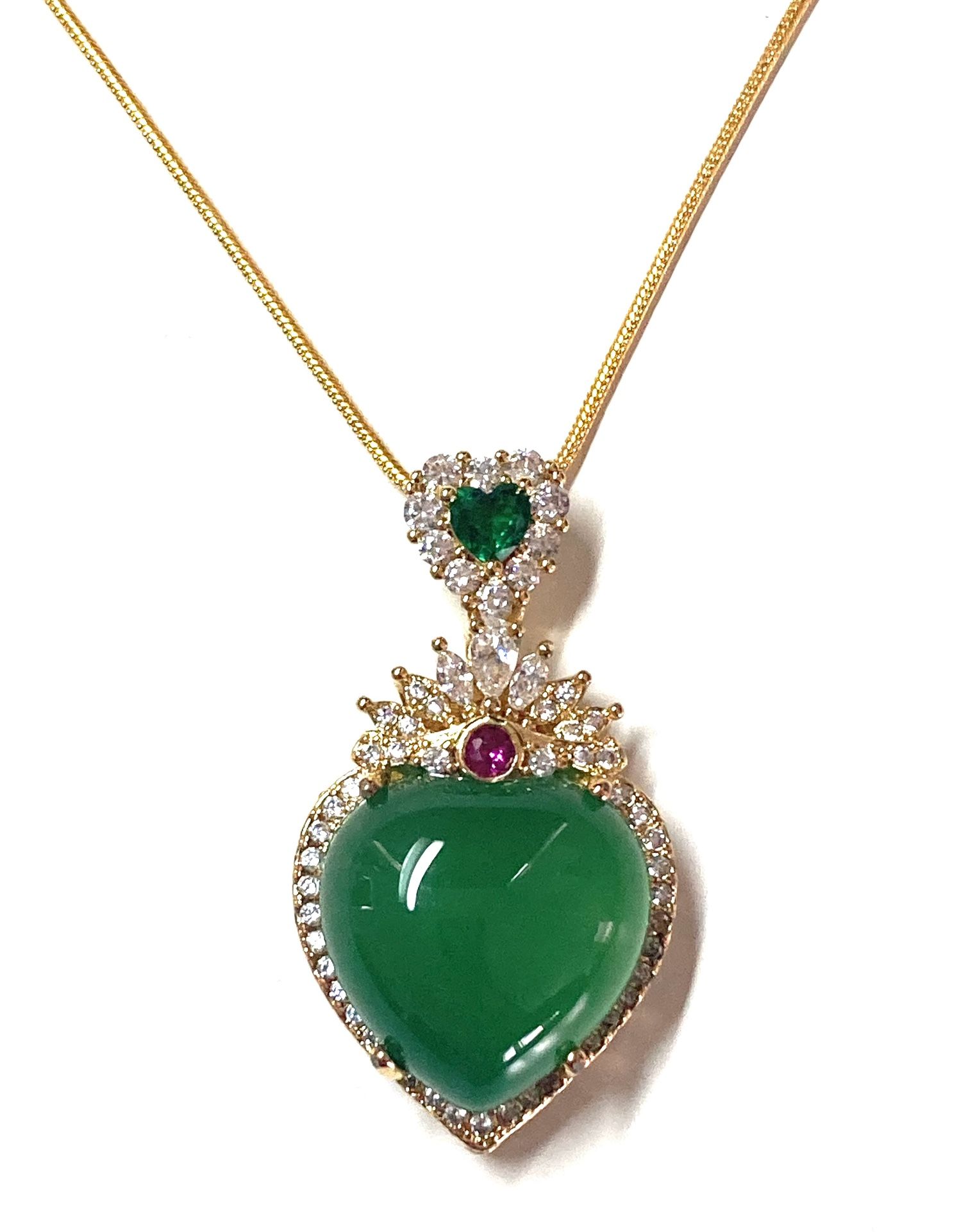 Luxury green bing jade jadeite heart love romantic lover pendant nice necklace
