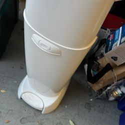 Diaper Genie