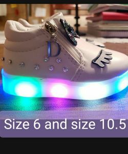 Girl's light up tennis shoes, Kid's Shoes, color white Size 6, Size 10.5
