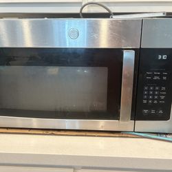 GE Microwave 30inch With Range hood