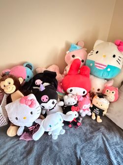 plushies (DM ME WHICH ONE YOU WANT)