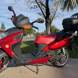 2011 DONF - Dong Fang Moped Scooter $1200 O B O