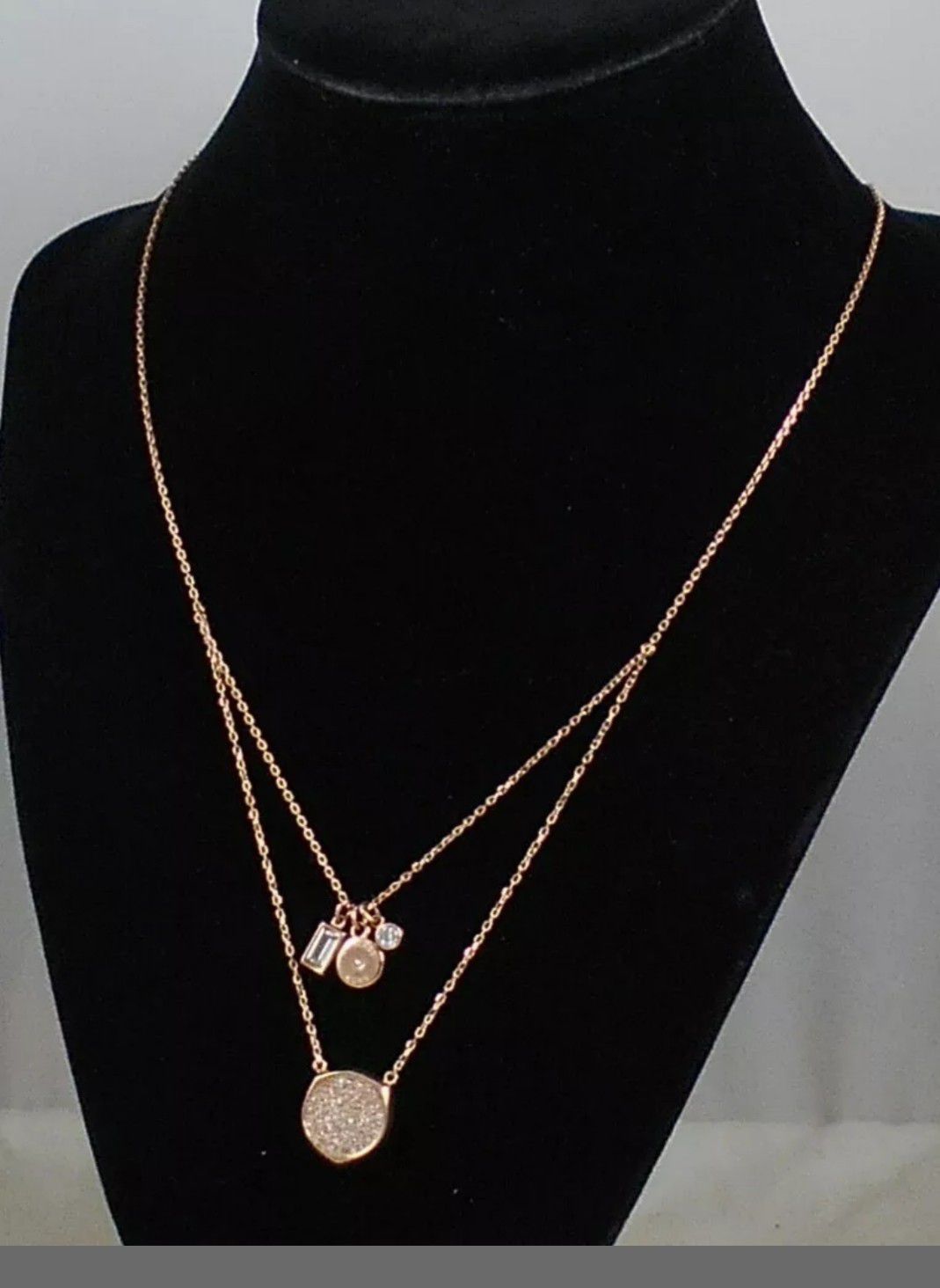 Brand new Michael Kors Rose Gold BEYOND BRILLIANT Pave' Disc Charm Necklace