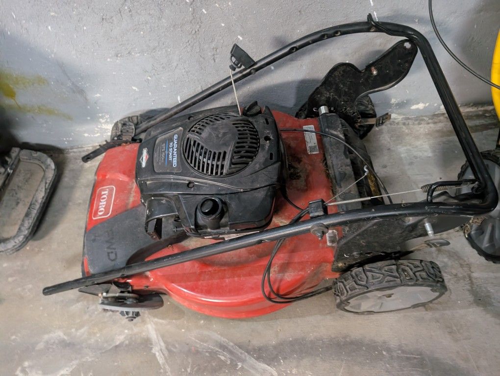 Toro Gas Lawn Mower