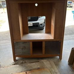 ENTERTAINMENT CENTER