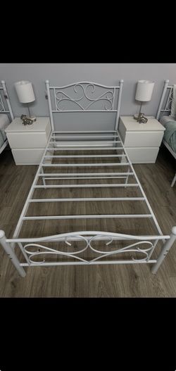 White twin bed