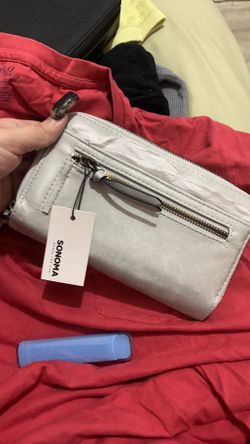 Women’s sonoma wristlet