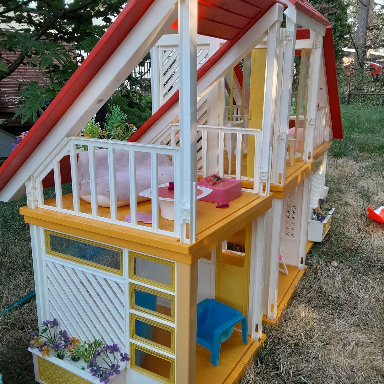1979 Barbie Dollhouse Barbie A Frame Dream House VINTAGE 1978 Or
