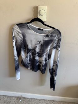 Abstract Black & White Long Sleeve Top