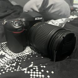 Nikon D7100 Digital SLR Camera - w/ AF-S DX G ED VR 18-140mm. Also AF-S 55-300mm 