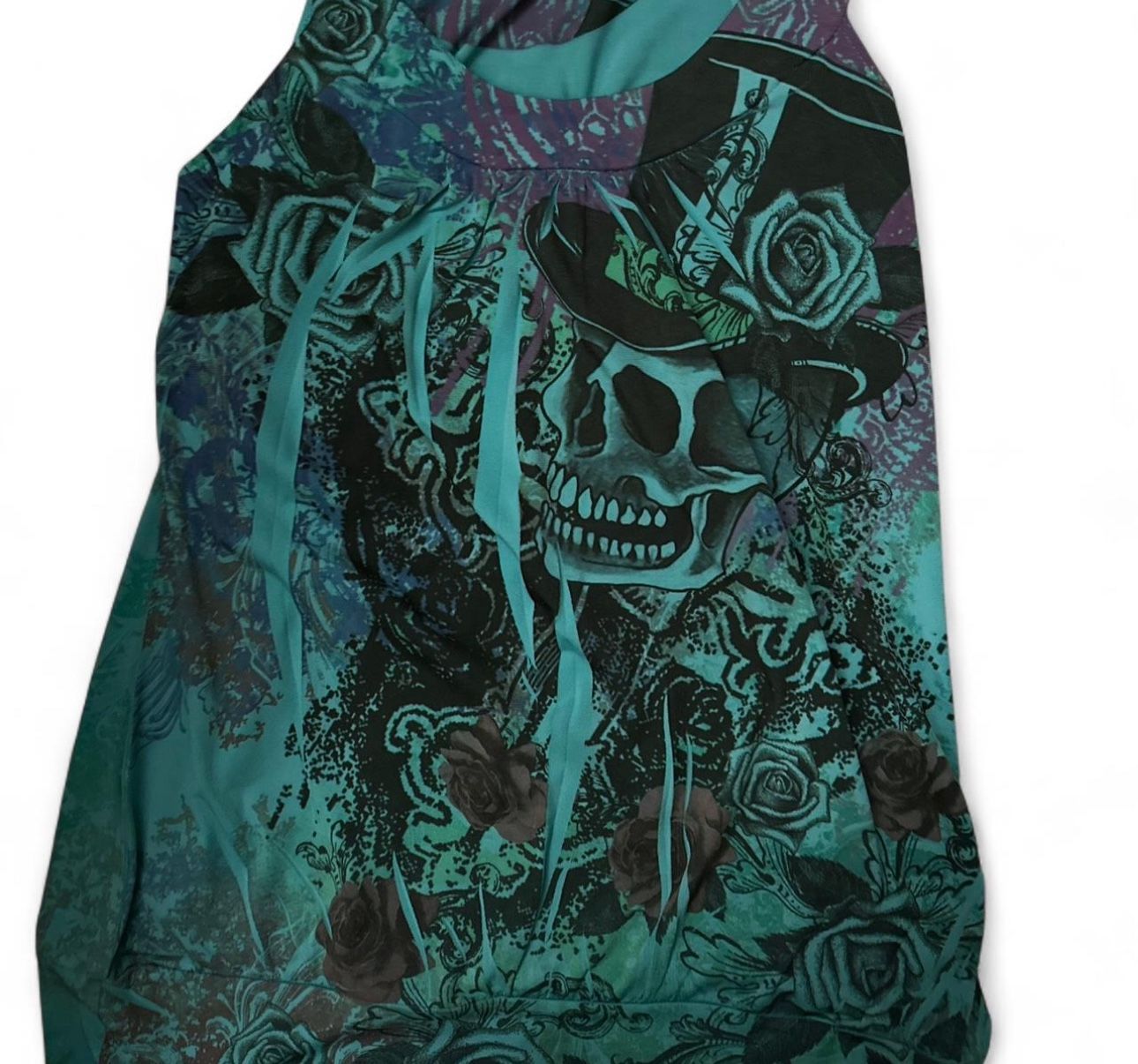 Blue and black skull and roses