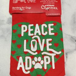 PetSmart Bandana For Dogs Size Small Color Red And Green Peace Love Adopt NWT  Thumbnail