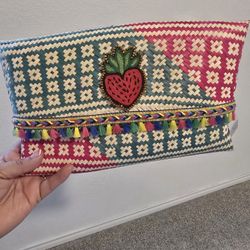 Mexican Clutch 