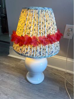 Furniture White Ceramic Table Lamp with Floral Pleated Shade