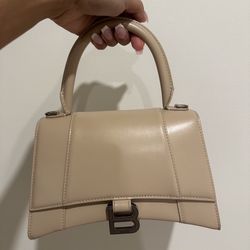 WOMEN'S HOURGLASS SMALL HANDBAG BOX IN BEIGE