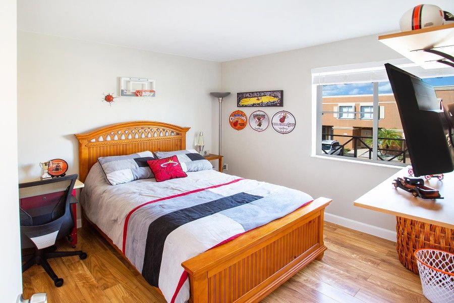 Full Bedroom Set