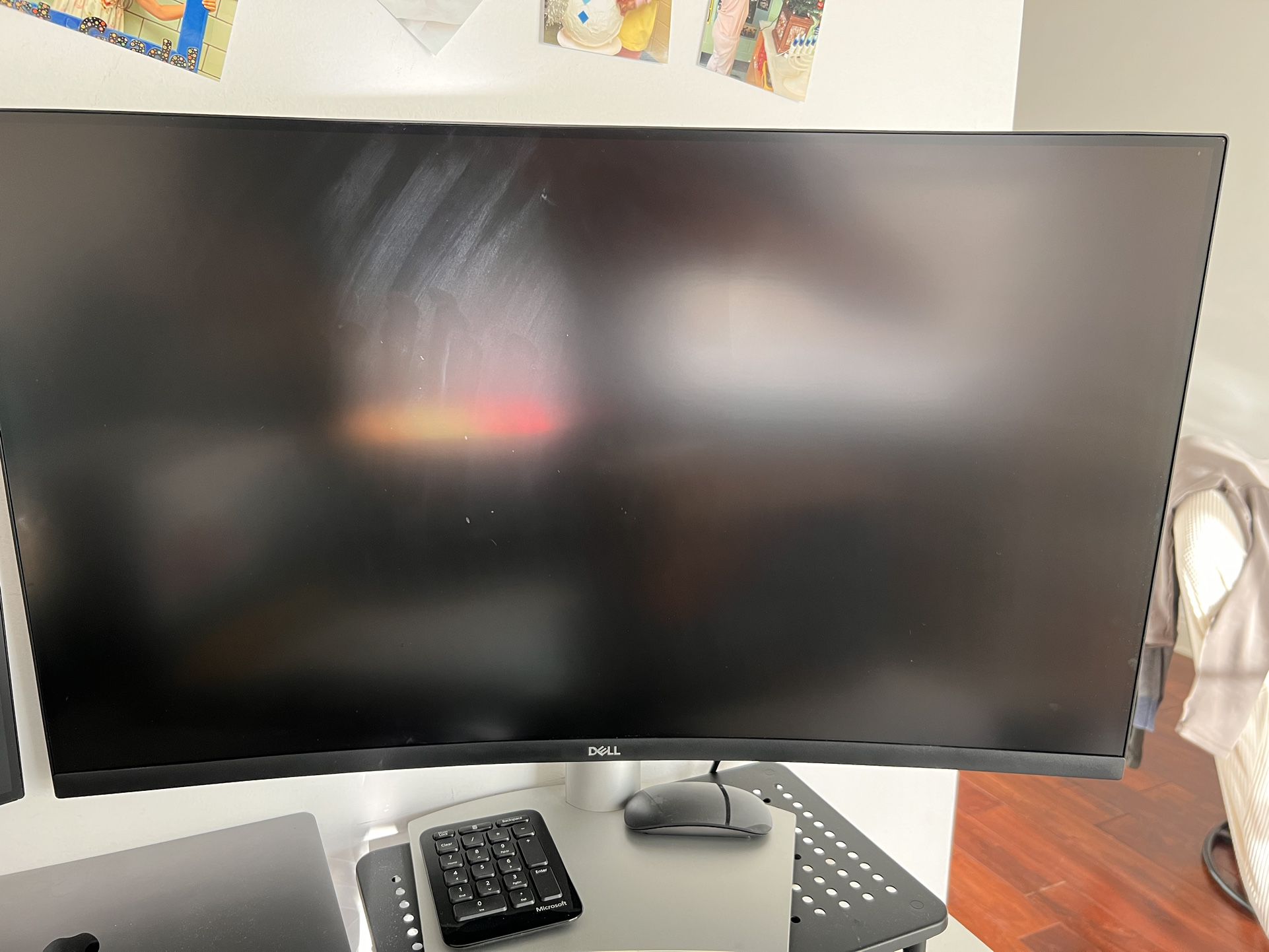 Dell 32 Curved 4K UHD Monitor - S3221QS for Sale in Ridgewood, NJ - OfferUp