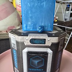 Tesseract Light-Up Toy