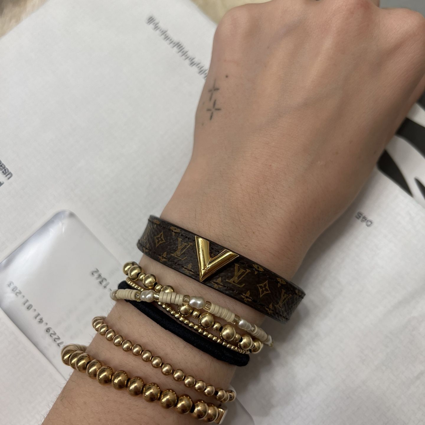 Louis Vuitton Essential V Bracelet Review