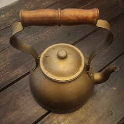 Antique Kettle (Made In Portugal)