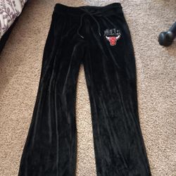 Black sweatpants