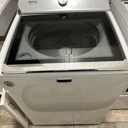 Maytag Washer -For Parts Only 