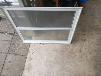27 5/8 x 24 5/8 sliding window
