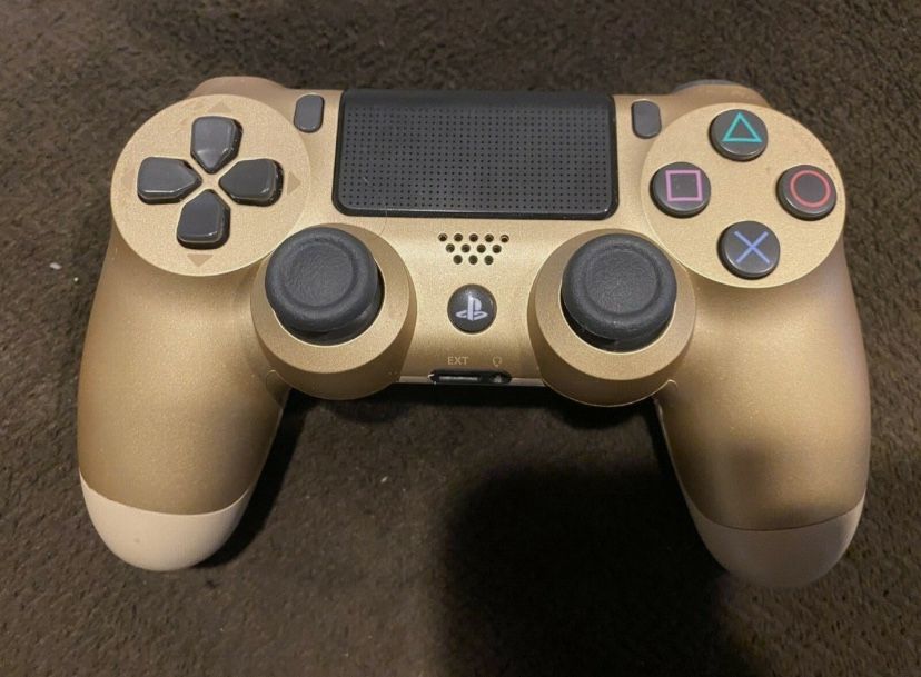 PS4 Controller