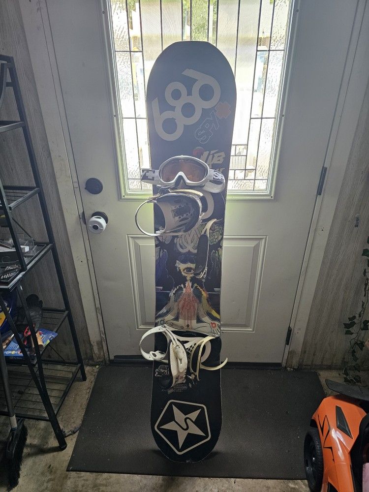 Snow Board, Boots, Goggles, Bindings