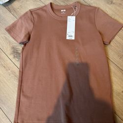 Brand new Uniqlo t shirt with tag
