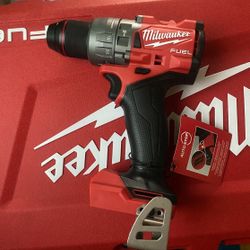 Milwaukee M18 FUEL 18V Lithium-Ion Brushless Cordless 1/2 in. Hammer Drill/Driver (Tool-Only