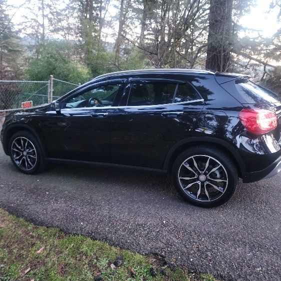 2016 Mercedes-Benz GLA-4matic