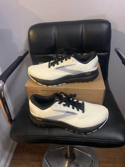 Brooks Ghost 16/ size 9 Men’s $85