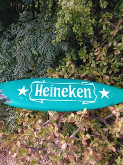 Hand-Crafted Wooden Heineken Surfboard Wall Plaque – Tropical Home Bar Decor from Bali (39x10 Inches)