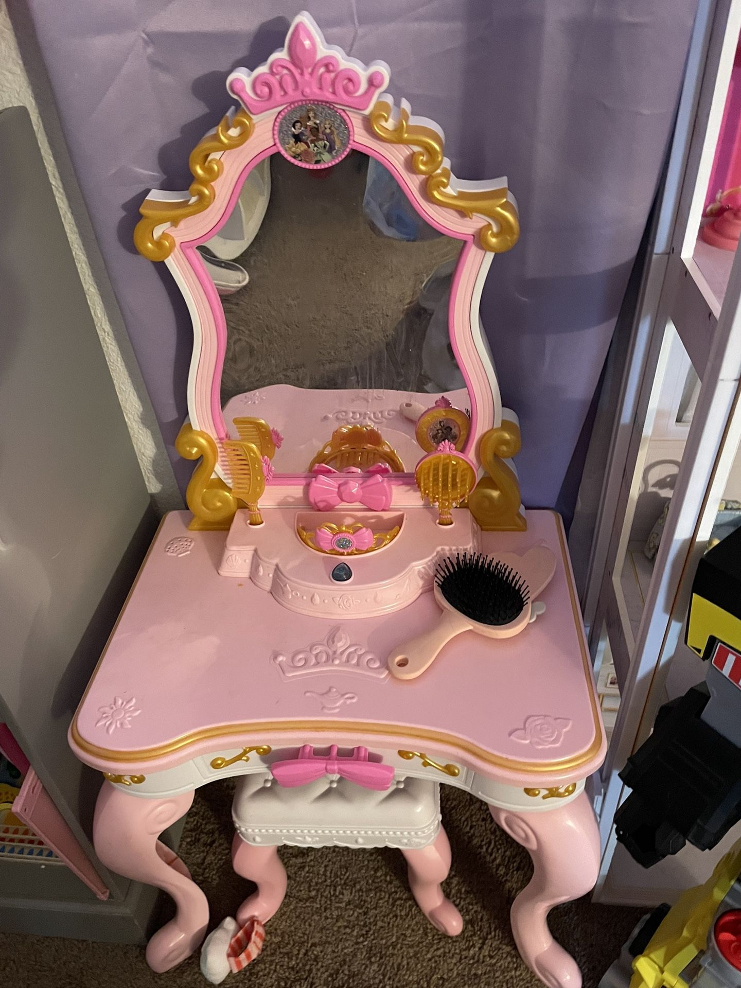 Princess Vanity 