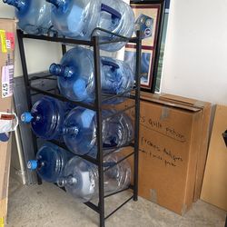 5 galllon Water bottle holder for 8 bottles